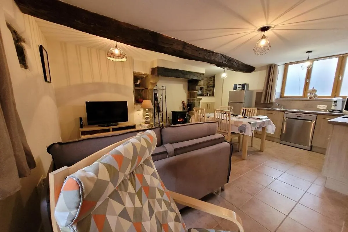 Gite Douar Armor Le 28 Dinan 0*,  France